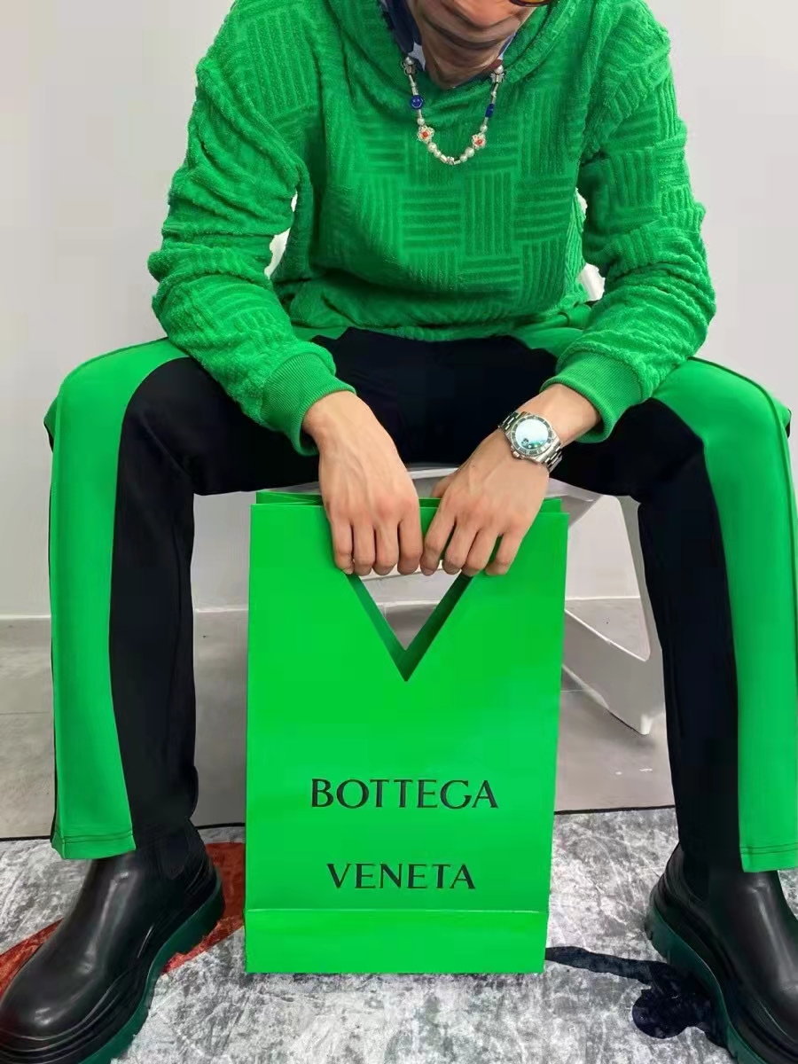 2021년 보테가베네타 그린후드