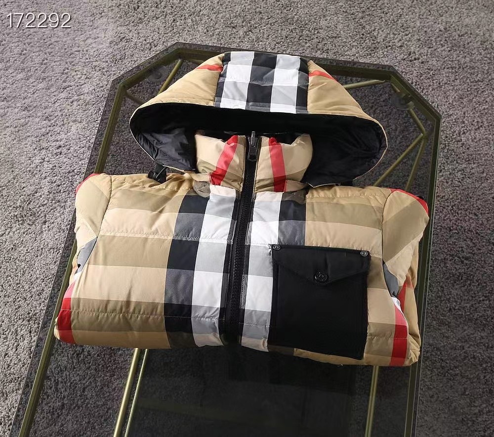세일~ 21FW 버버리 양면패딩 1203