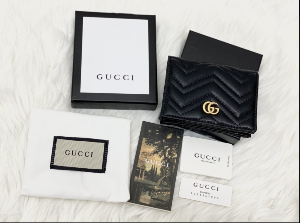 구찌 마틀라세 마몬트 반지갑