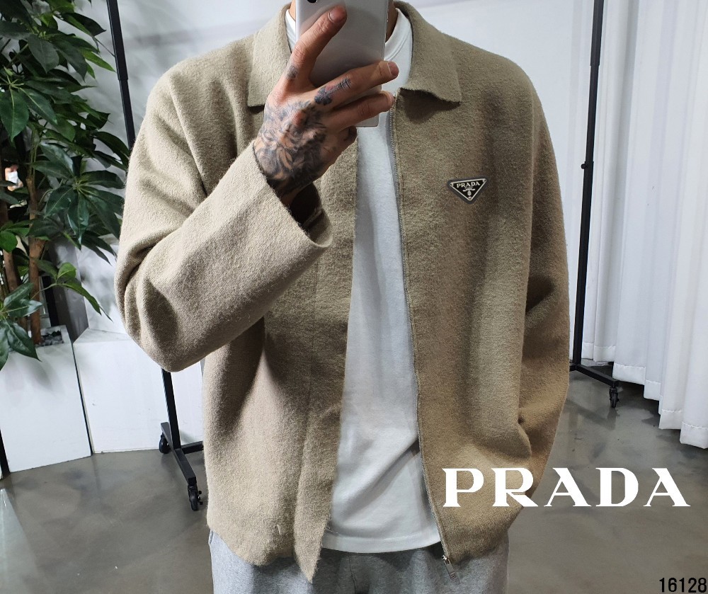 프라다 울 클레이 가디건