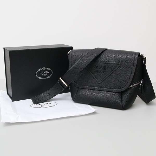 ☑️ 프라다 로고 레더 스트랩 숄더백