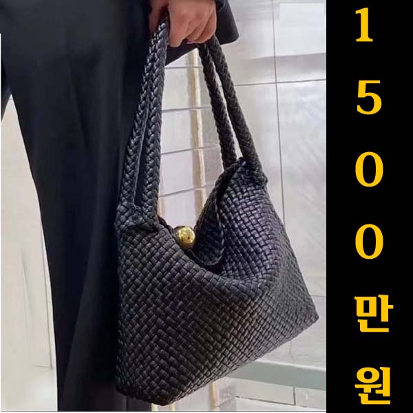 25년 보테가베네타 토스카 HOP 숄더백 라지사이즈 716974