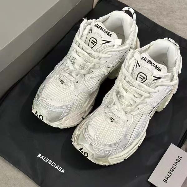 25년 발렌시아가 빈티지 오버솔 러너 커플 스니커즈 5종