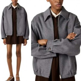 25년 미우미우 자수로고 캐시미어 터틀 집업 재킷 0915