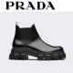 프라다 모놀리스 브러쉬드 레더 첼시 부츠 블랙 0124