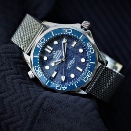 제임스 본드 탄생 60주년 기념 오메가 씨마스터 다이버 와치